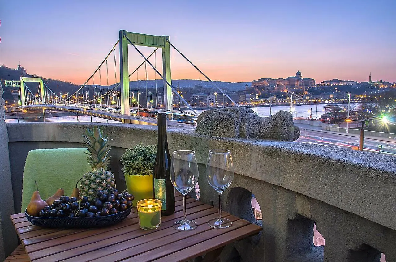 דירות בודפשט Budabest View הונגריה
